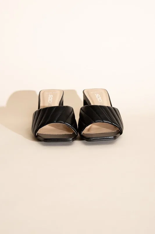 GRACELYN SQUARE WIDE FIT HEELS [ONLINE EXCLUSIVE]