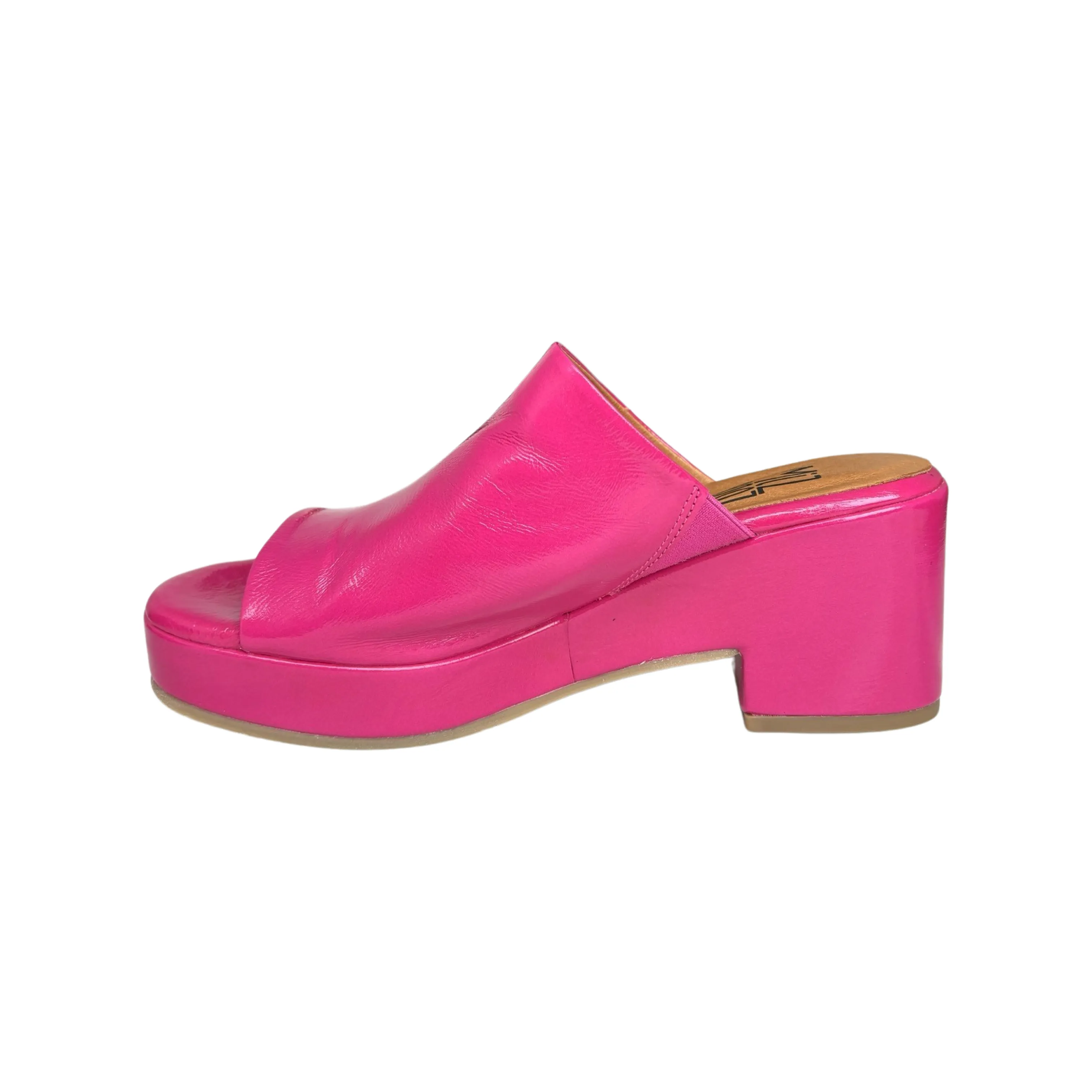 Gwen Fuchsia Patent Slide