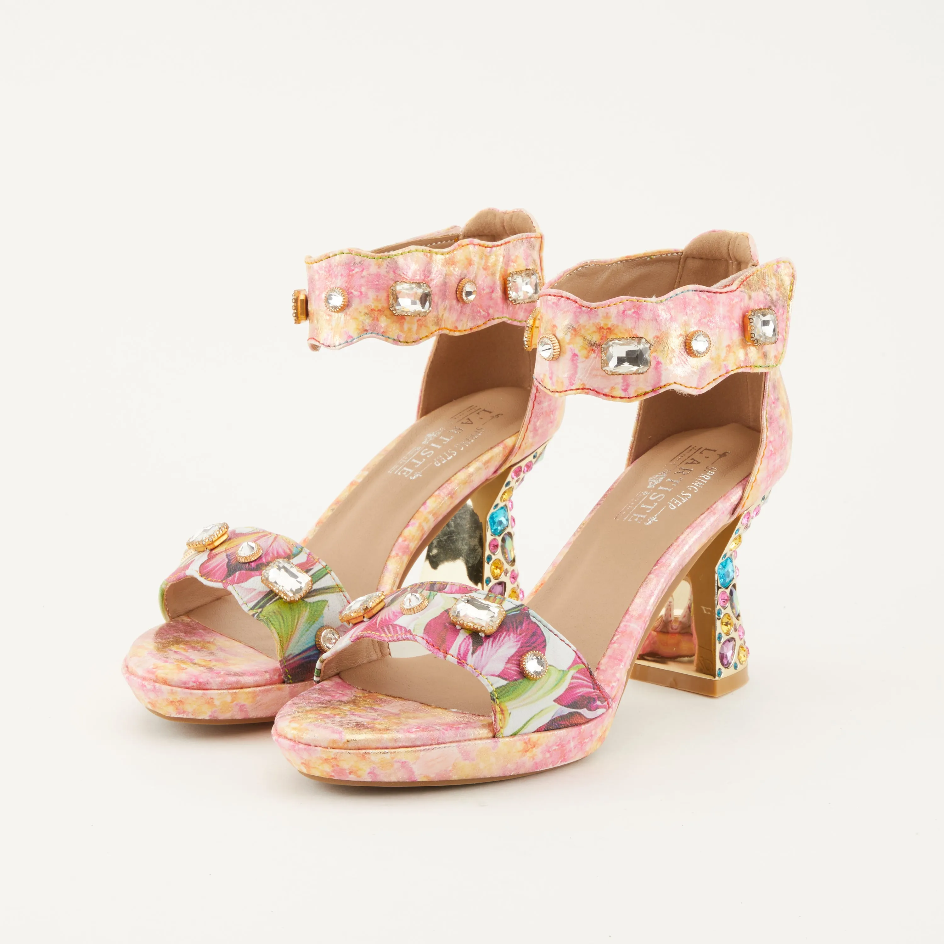 L'ARTISTE JEWELL CLOSED BACK SANDALS