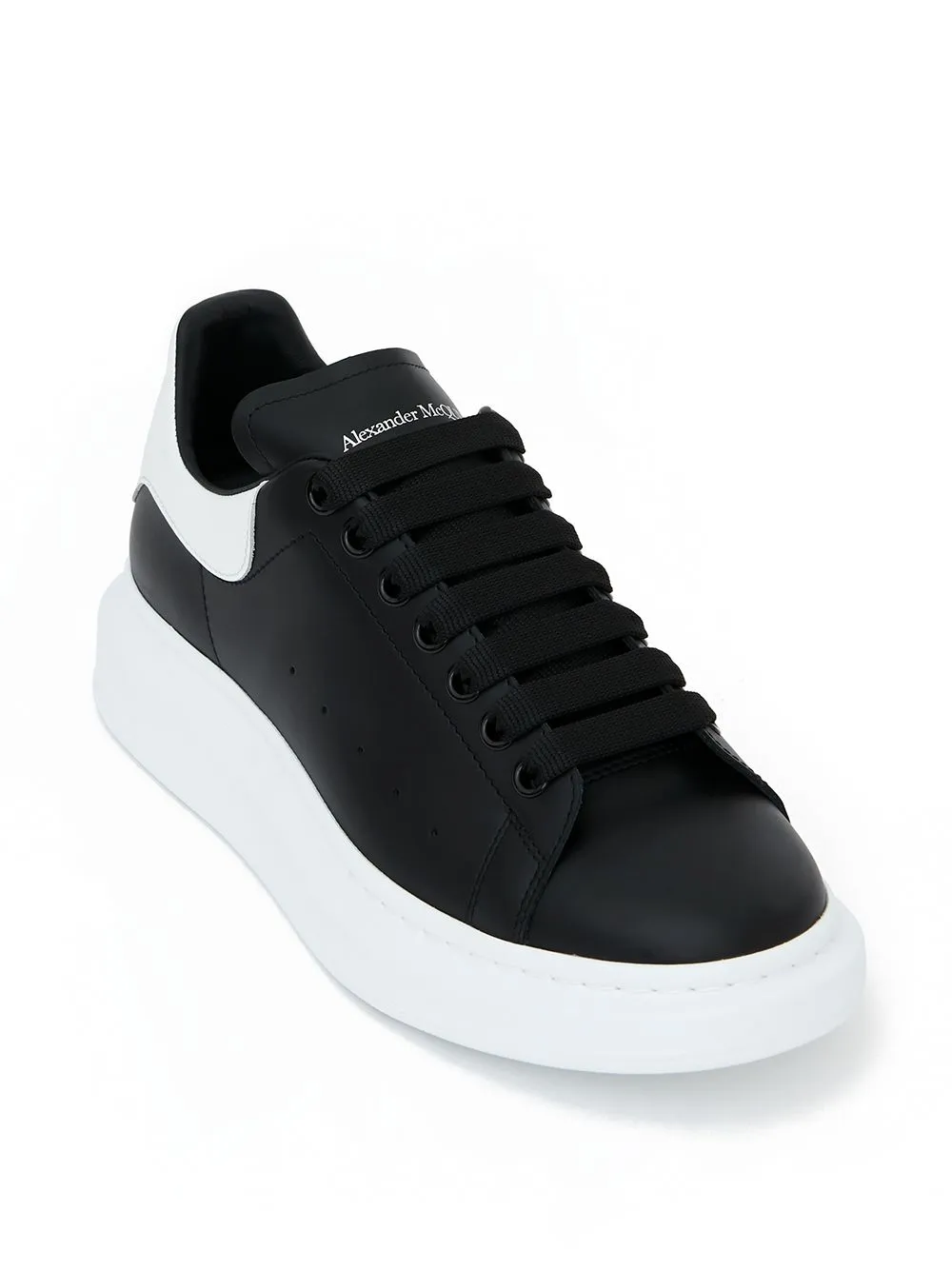 OVERSIZED LEATHER SNEAKERS